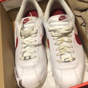 Nike cortez little dirty Willing to lower price